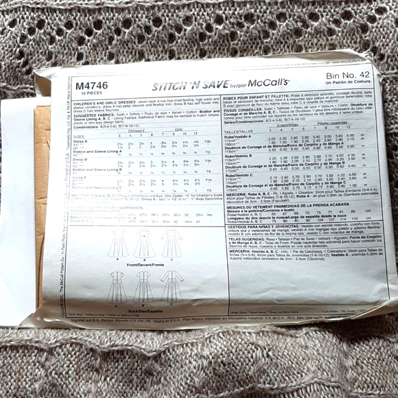 Girl's Dresses | Sewing Pattern - Picture 2 of 5